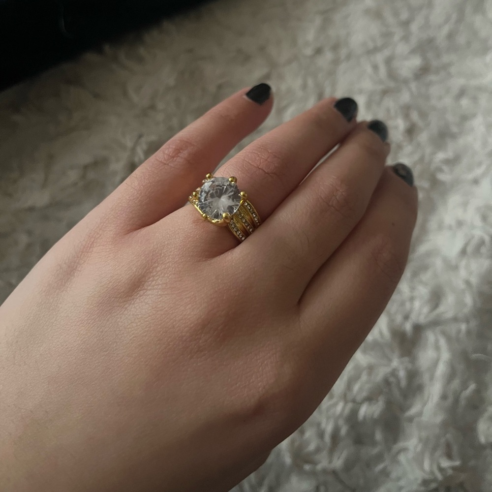 Mossanite Wedding Band Gold Tone Ring with Six-Prong Setting 5A Stone